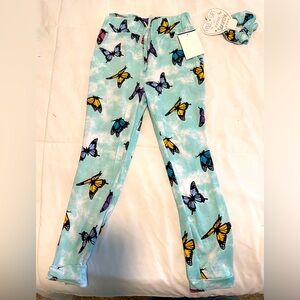 ✔️Sophia & Lily Leggins and Scunchie